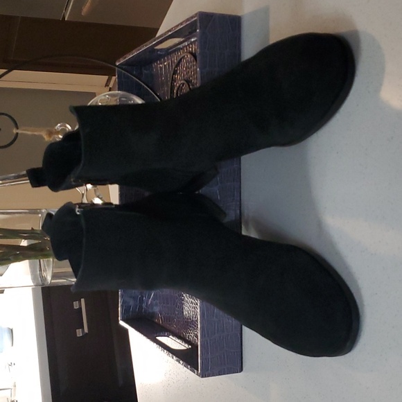 LA CANADIENNE ANKLE BOOTS - Picture 3 of 14